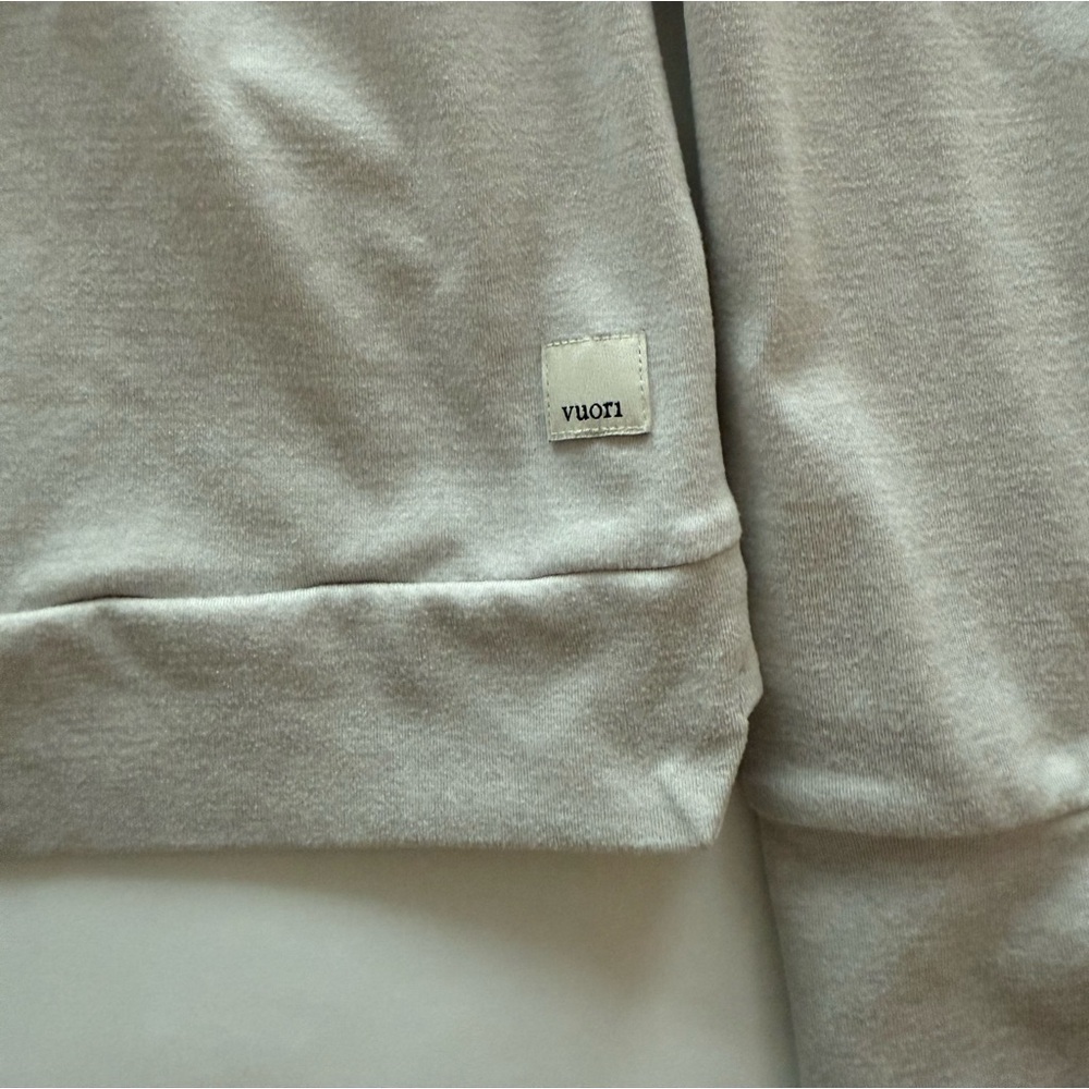 vuori halo hoodie - Picture 3 of 6